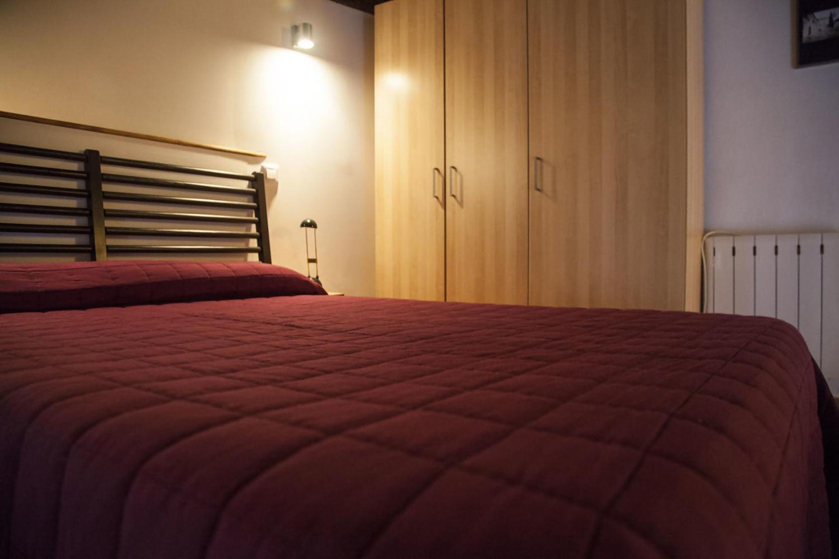 Duplex En Casco Antiguo Con Wifi Apartman Toledo Kültér fotó